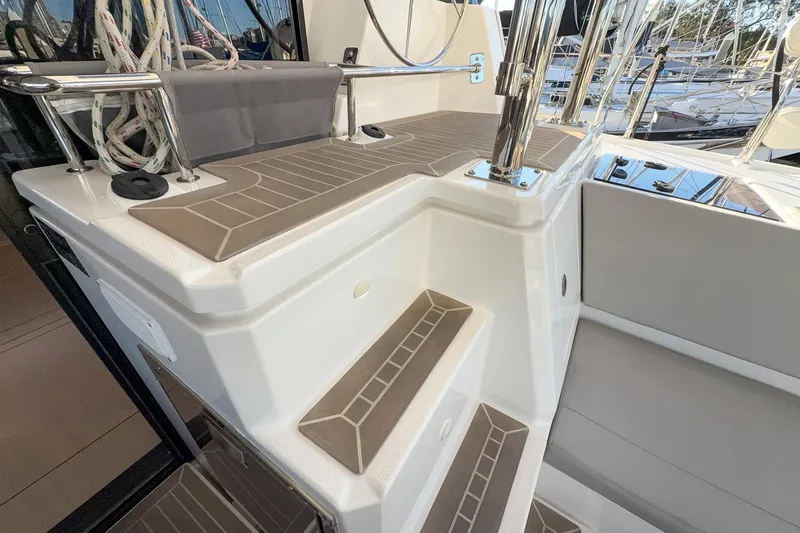 Panthera Yacht Photos Pics Leopard 42 yacht deck, 2021 model, featuring sleek design and modern fittings.