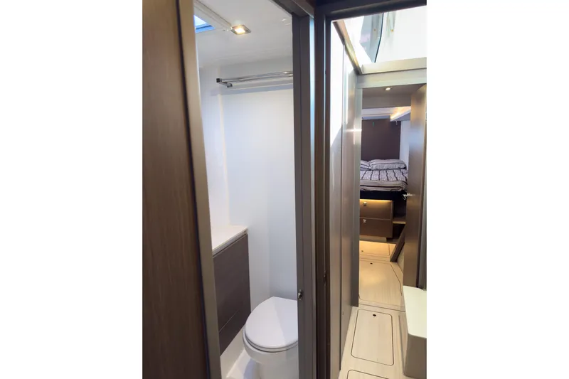 Panthera Yacht Photos Pics Modern bathroom and bedroom interior on a 2021 Leopard 42 yacht.