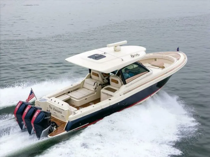 With Seakeeper Yacht Photos Pics 2023 Chris-craft Calypso 35 - Image 2