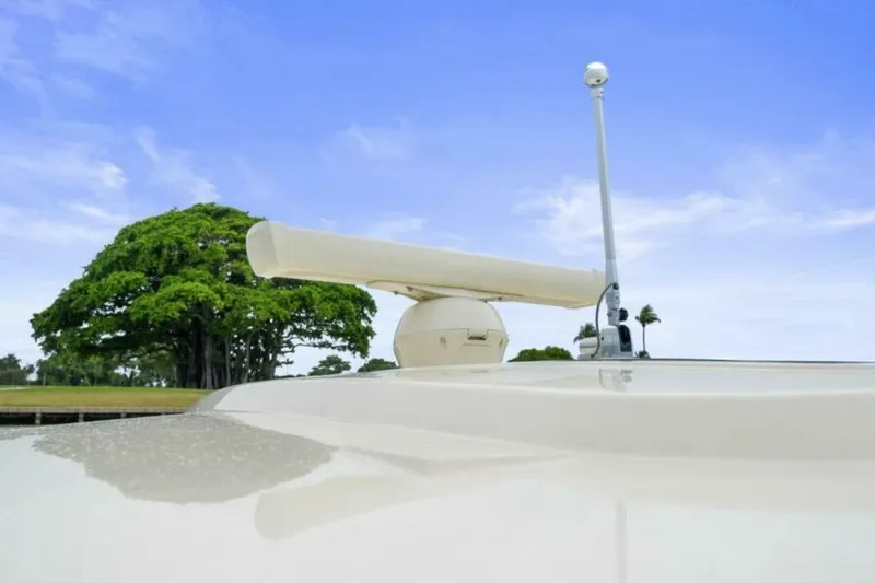 With Seakeeper Yacht Photos Pics 2023 Chris-craft Calypso 35 - Image 21