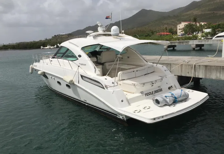 Fiddle Deedee Yacht Photos Pics 