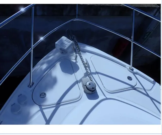 Fiddle Deedee Yacht Photos Pics Bow of 2011 Sea Ray Sundancer with anchor chain and deck fittings.