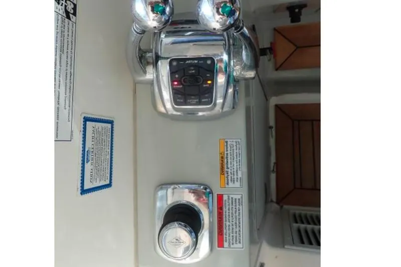 Fiddle Deedee Yacht Photos Pics Sea Ray Sundancer 2011 boat control panel with throttle and joystick.