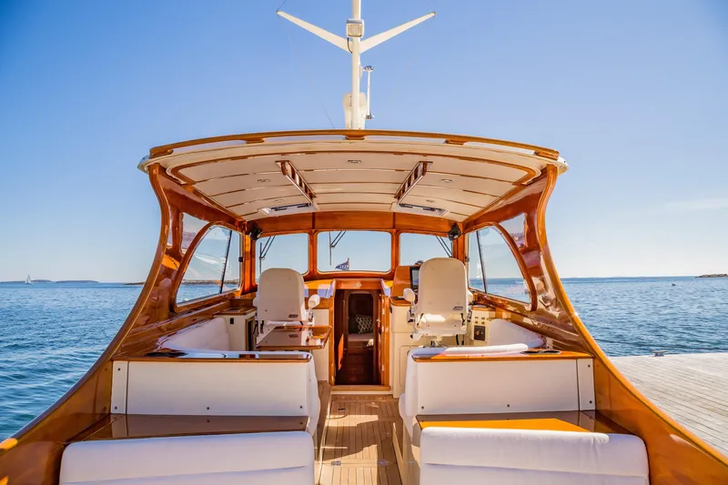 Pipe Dreams Yacht Photos Pics Hinckley Talaria 44 Express 2002 yacht interior with ocean view and elegant seating.