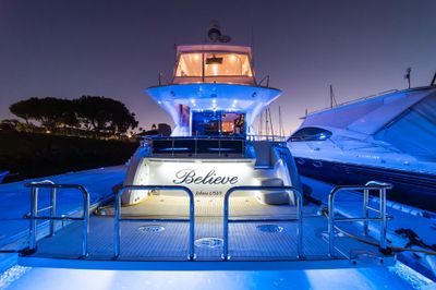 Yacht