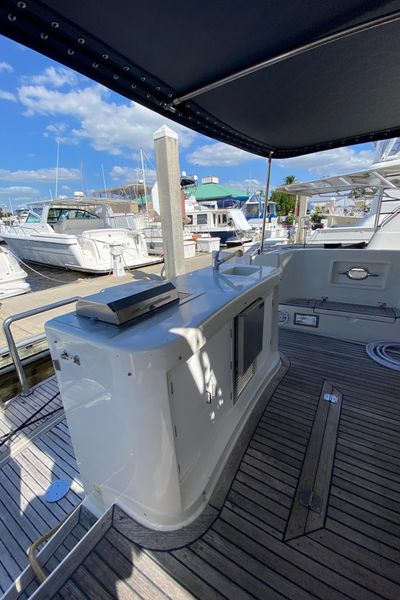 1999 McKinna 57 Pilothouse