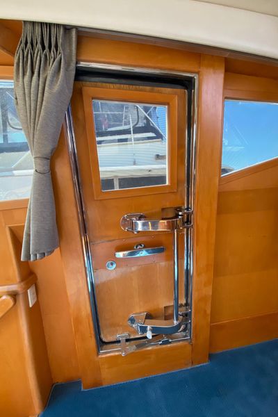 1999 McKinna 57 Pilothouse