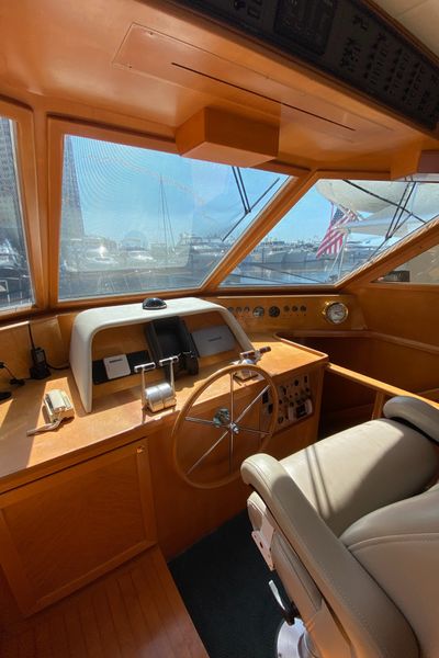 1999 McKinna 57 Pilothouse