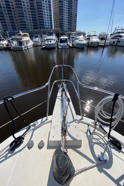 1999 McKinna 57 Pilothouse