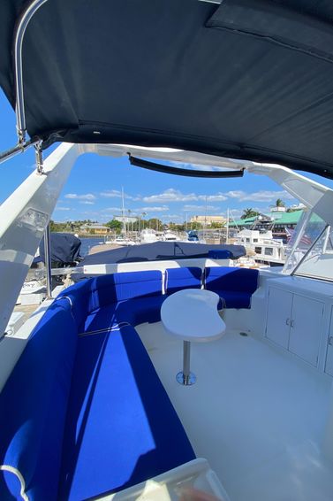 1999-57-mckinna-57-pilothouse