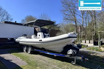 2015 Ranieri CAYMAN 23 Sport Touring