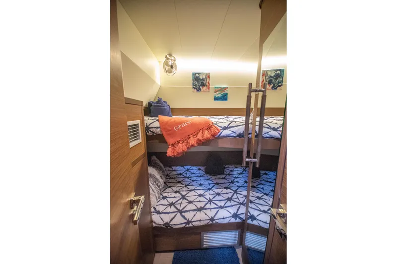 Grace Yacht Photos Pics Cozy cabin with bunk beds in 2020 Lagoon 52 F yacht interior.