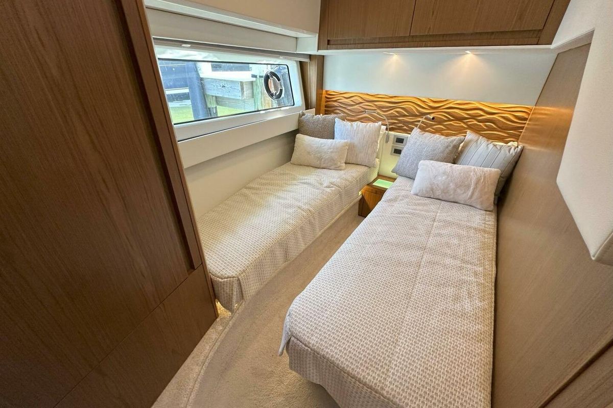 2025 Tiara Yachts 60 