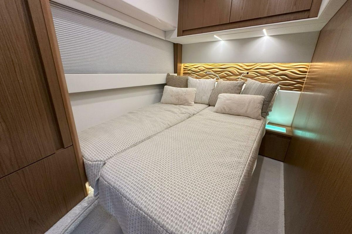 2025 Tiara Yachts 60 