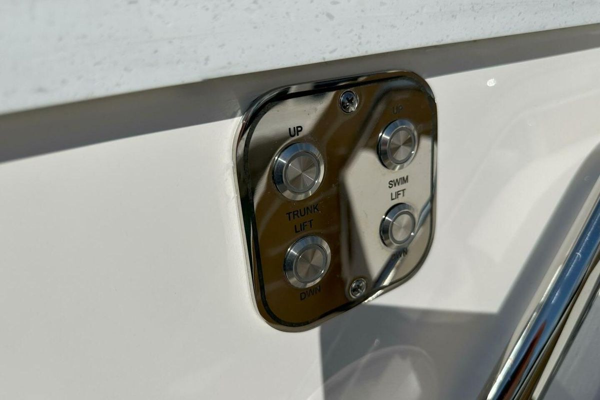 2025 Tiara Yachts 60 