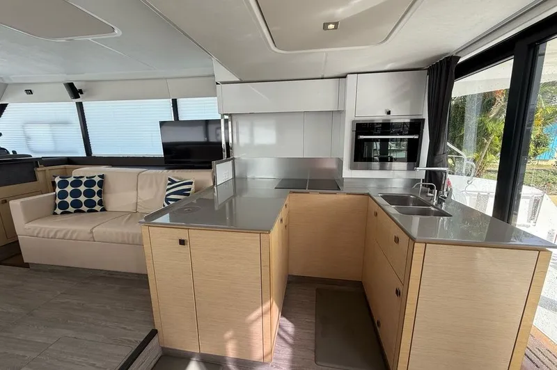 Elysian Yacht Photos Pics 