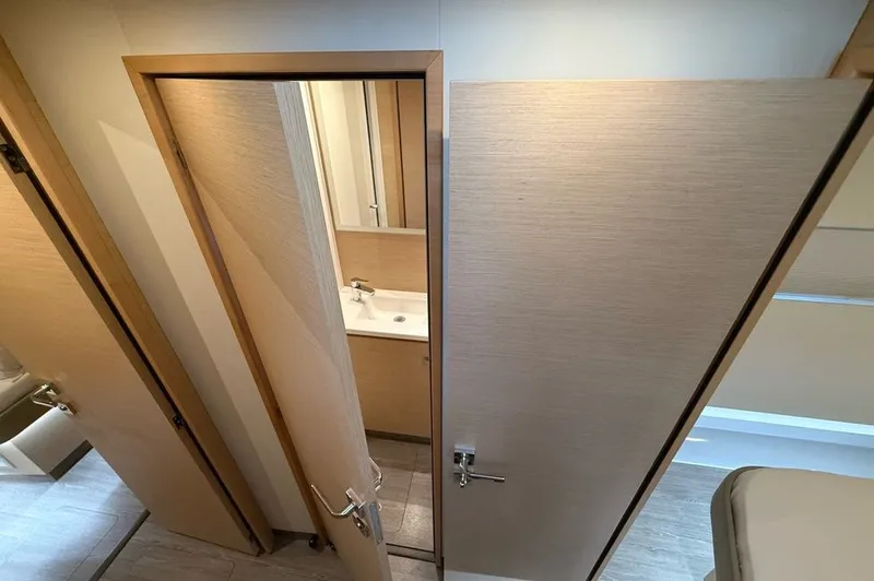 Elysian Yacht Photos Pics 