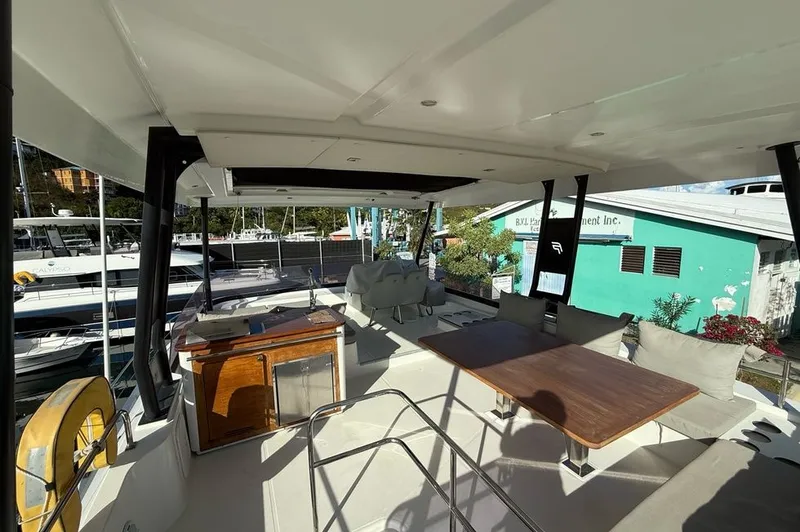 Elysian Yacht Photos Pics 