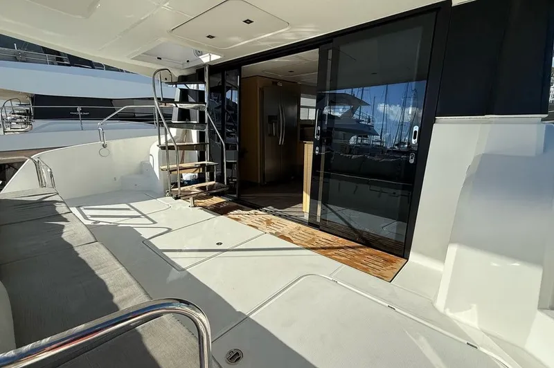 Elysian Yacht Photos Pics 