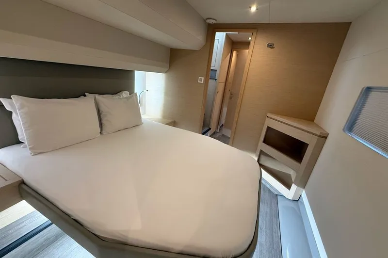 Elysian Yacht Photos Pics 