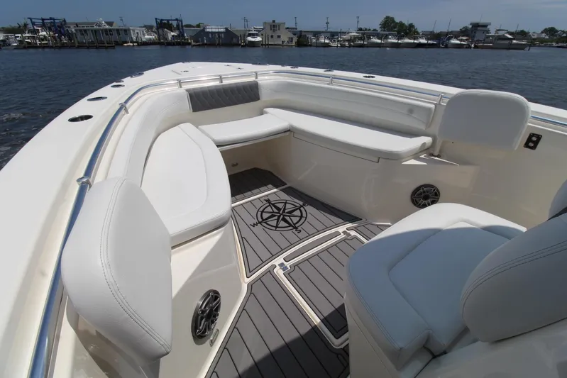 Three Sisters Yacht Photos Pics 