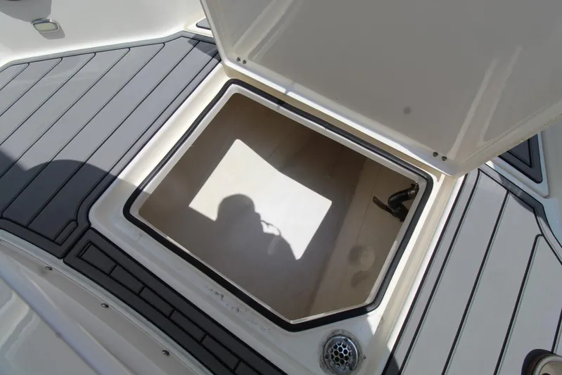 Three Sisters Yacht Photos Pics 