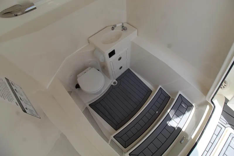 Three Sisters Yacht Photos Pics 