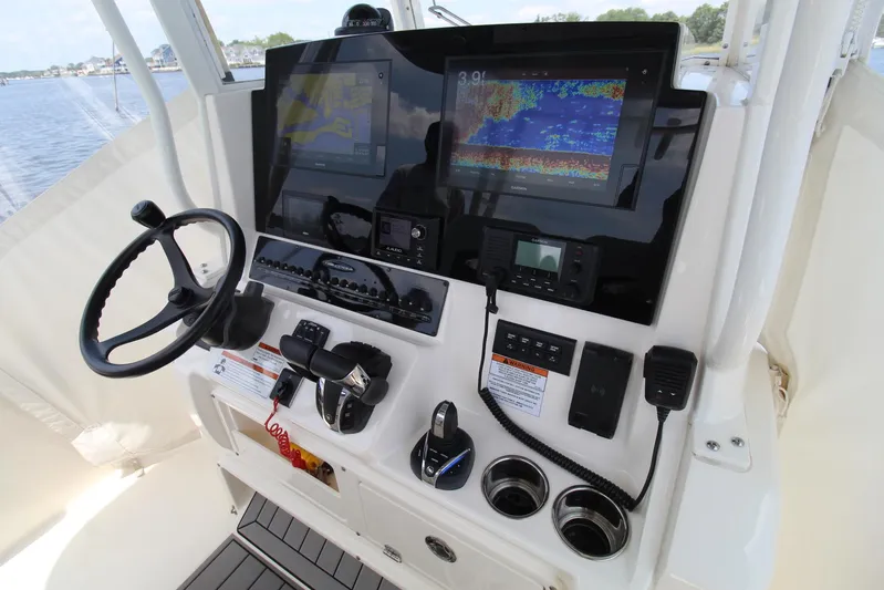 Three Sisters Yacht Photos Pics 