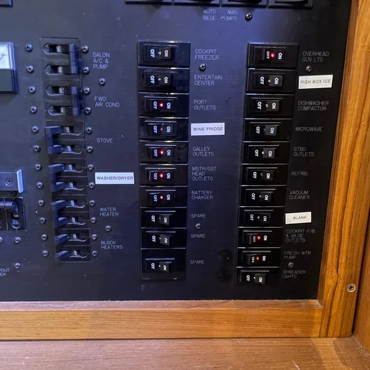 Obsession Yacht Photos Pics 