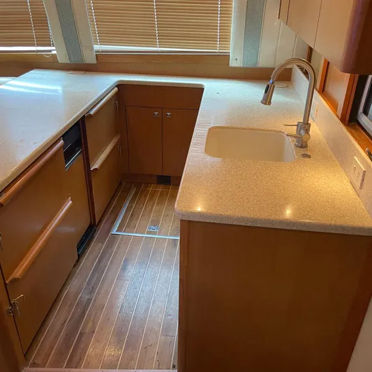 Obsession Yacht Photos Pics 