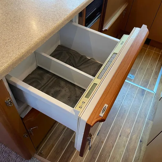 Obsession Yacht Photos Pics 