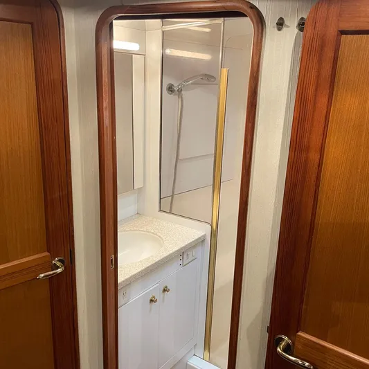 Obsession Yacht Photos Pics 