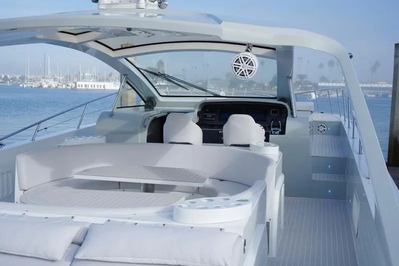 Catch & Release Yacht Photos Pics 