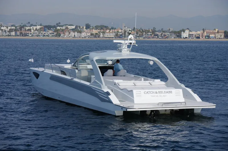 Catch & Release Yacht Photos Pics 