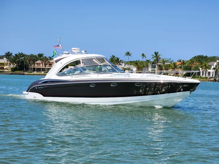 Zenyatta Yacht Photos Pics 