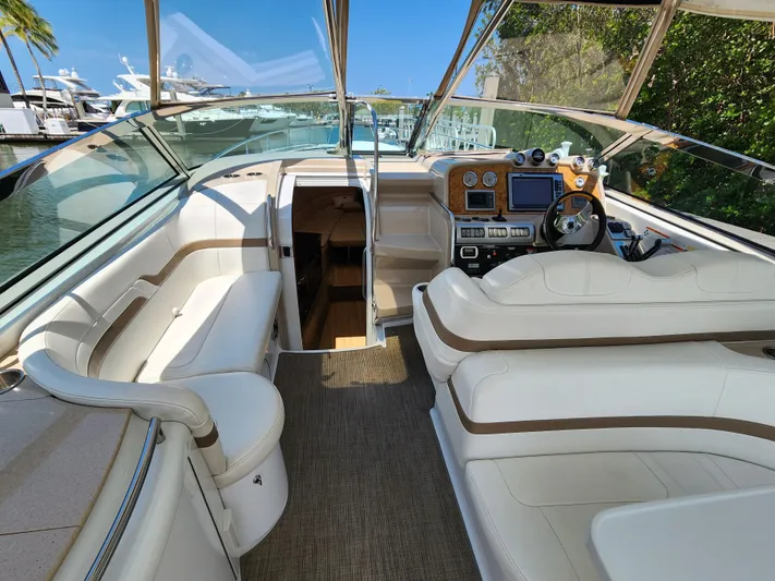 Zenyatta Yacht Photos Pics 