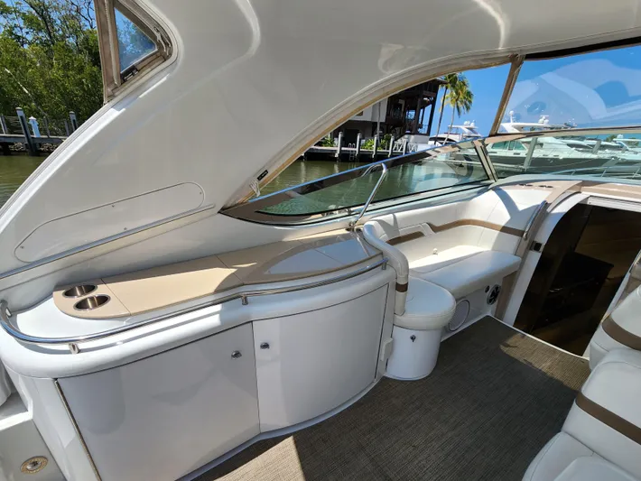 Zenyatta Yacht Photos Pics 