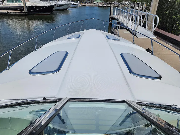 Zenyatta Yacht Photos Pics 