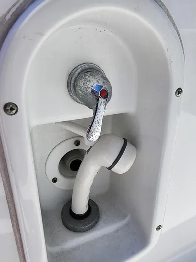 Zenyatta Yacht Photos Pics 