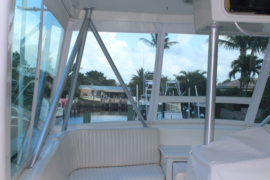 1996 Ocean Yachts Super Sport