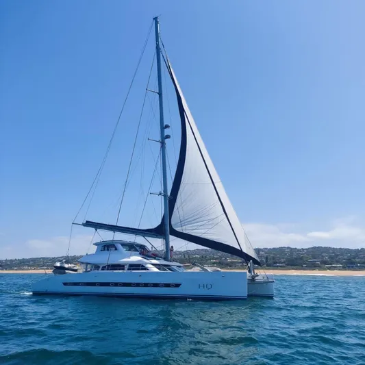 Hq2 Yacht Photos Pics 