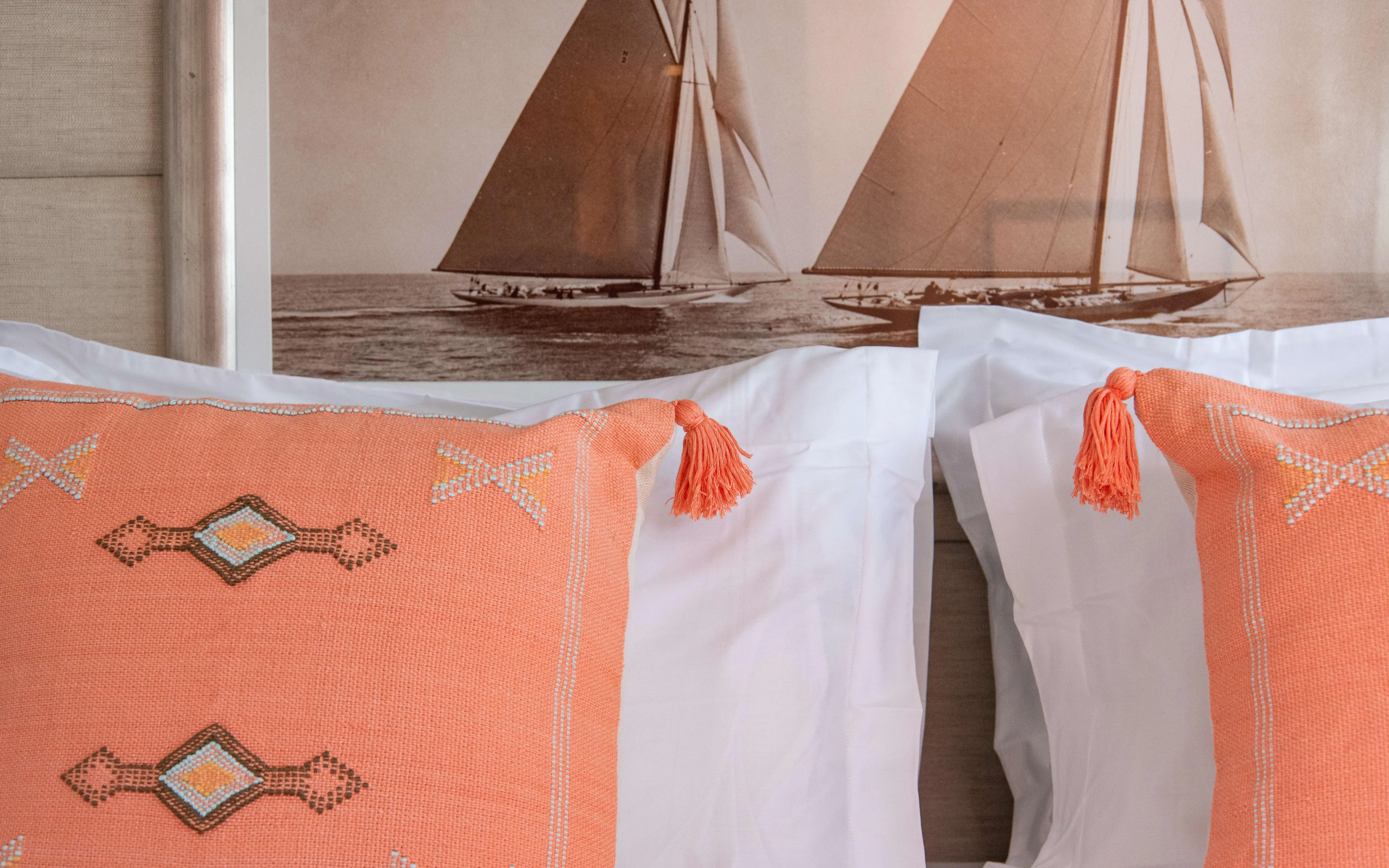 Hq2 Yacht Photos Pics 