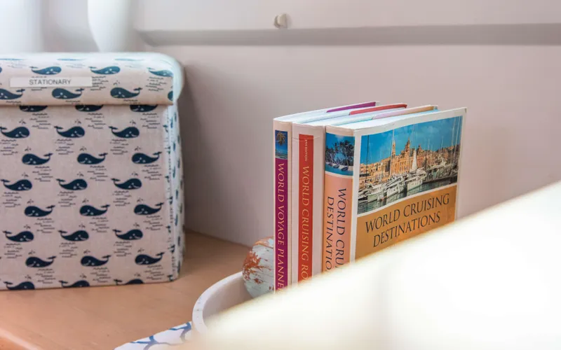 Hq2 Yacht Photos Pics 