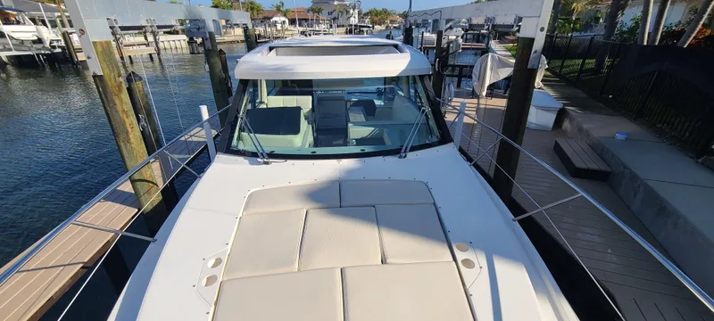  Yacht Photos Pics 2022 REGAL 38 XO - Image 8