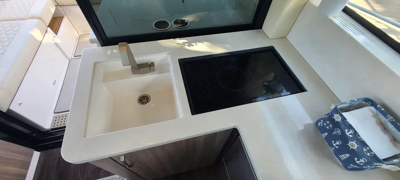  Yacht Photos Pics 2022 REGAL 38 XO - Image 25