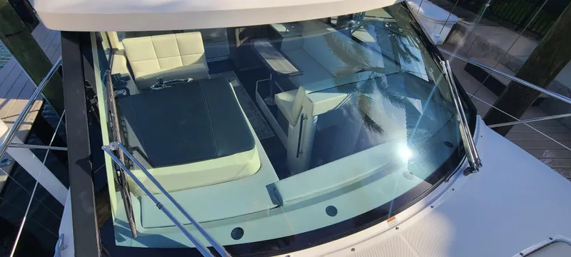  Yacht Photos Pics 2022 REGAL 38 XO - Image 10