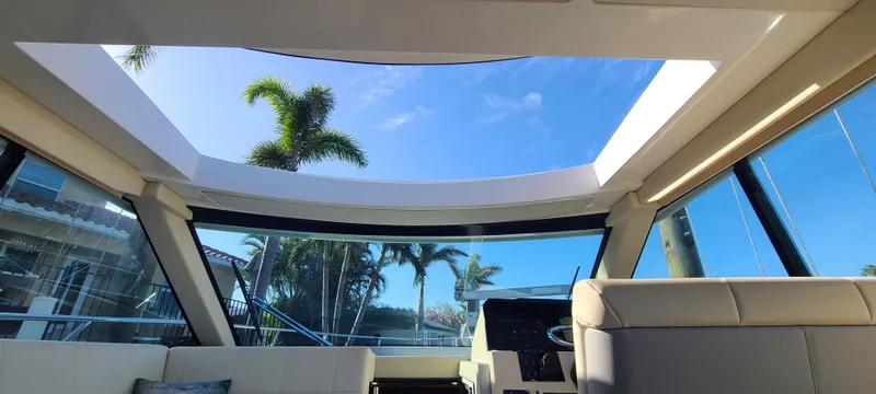  Yacht Photos Pics 2022 REGAL 38 XO - Image 11