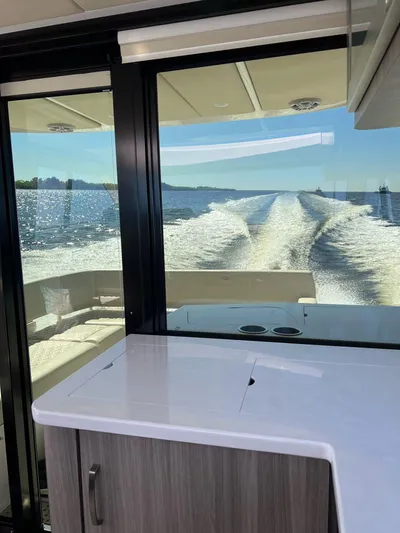  Yacht Photos Pics 2022 REGAL 38 XO - Image 46