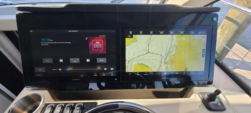  Yacht Photos Pics 2022 REGAL 38 XO - Image 28