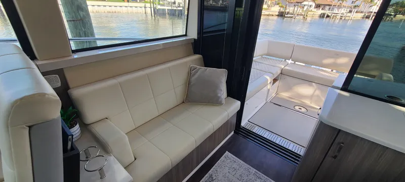  Yacht Photos Pics 2022 REGAL 38 XO - Image 22